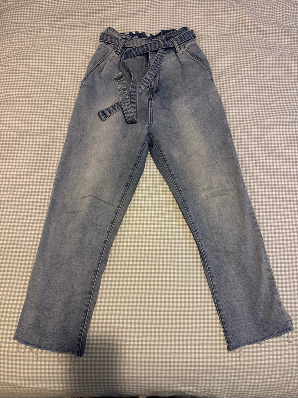 AARON & AMBER High-Rise Light Blue Paperbag Waist Cropped Jeans Self-Tie Belt